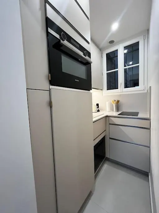 Luxe Place Apartment Paris