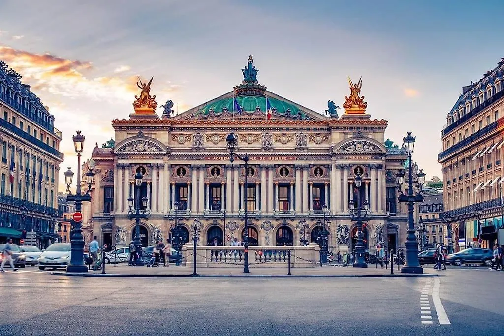 Luxe Place Paris