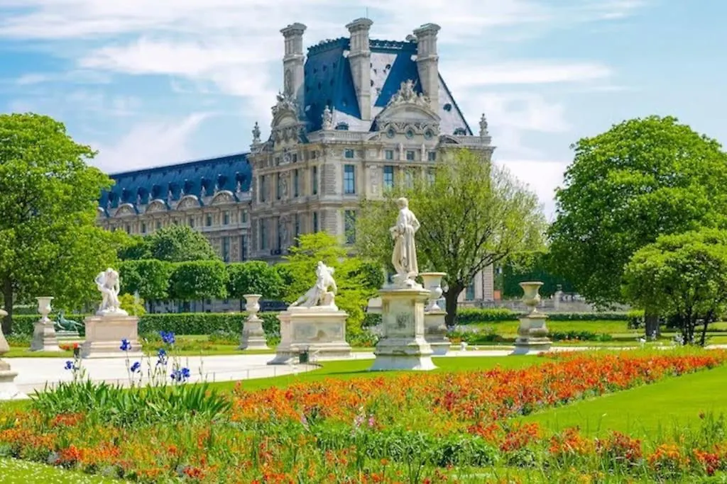Luxe Place * Paris